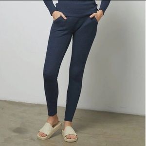 Lunya Restore Thermal Leggings - Size XS Deep Blue Heather